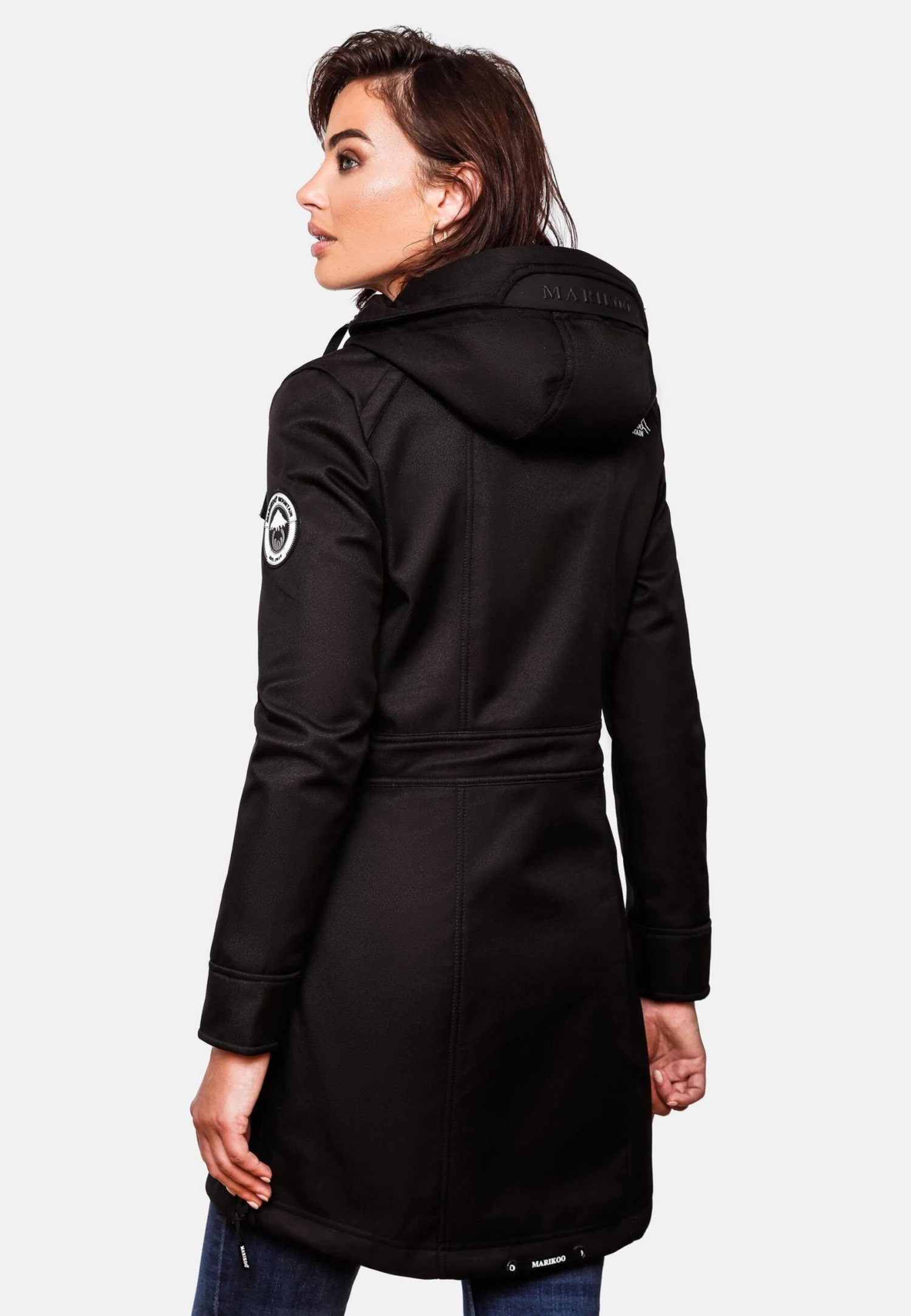 Parkas Parka mi-saison Femme noir Marikoo Parkas Parka Mi-saison Femme Noir -Marikoo e5800ce0630fe912d676c314ca60eb8e scaled